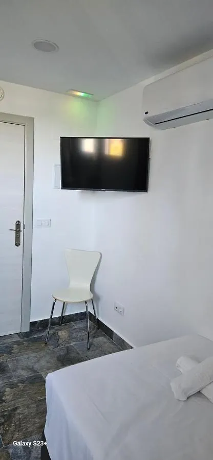 Pensión Hostal Nervion Sevilla España